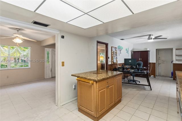 4899 NW 7th Dr, Plantation, FL 33317