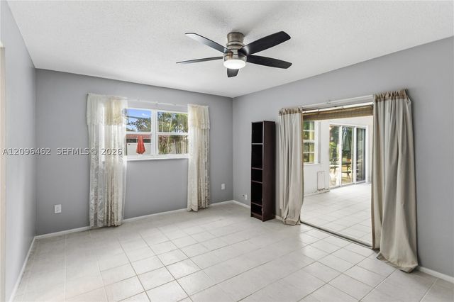 4899 NW 7th Dr, Plantation, FL 33317