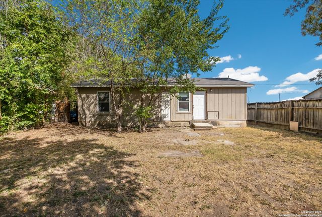 638 Hood, San Antonio, TX 78208