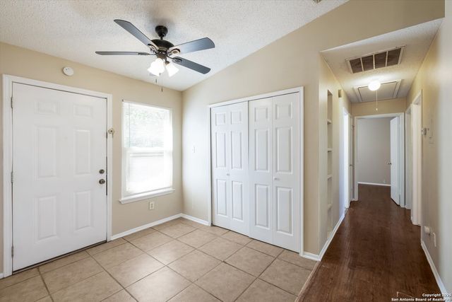 638 Hood, San Antonio, TX 78208