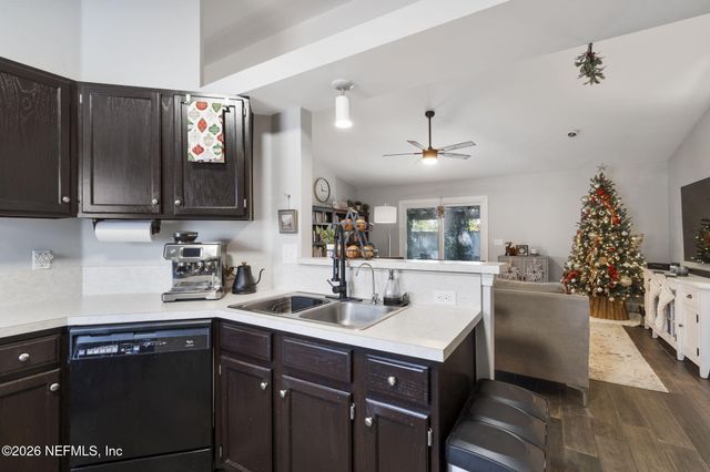 2933 BILOXI Trail, Middleburg, FL 32068