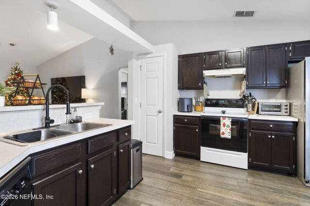 2933 BILOXI Trail, Middleburg, FL 32068