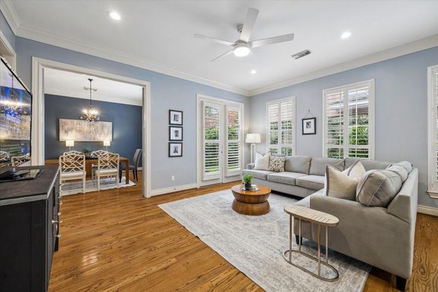 1419 W Hilshire Park Drive, Houston, TX 77055