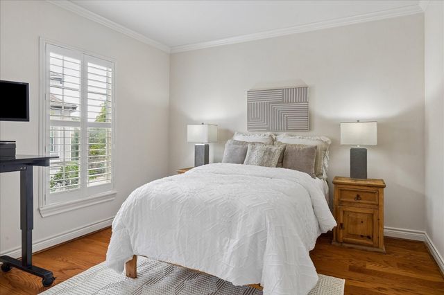 1419 W Hilshire Park Drive, Houston, TX 77055