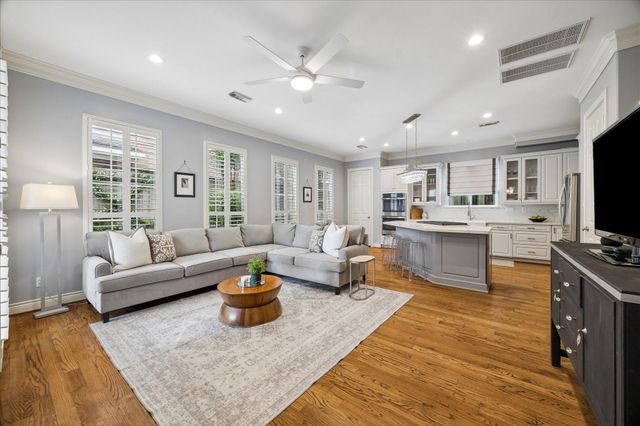 1419 W Hilshire Park Drive, Houston, TX 77055