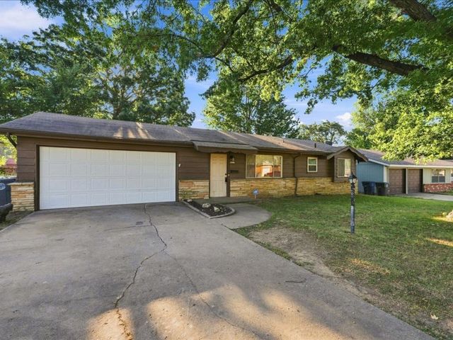 633 N 26th West Avenue, Tulsa, OK 74127