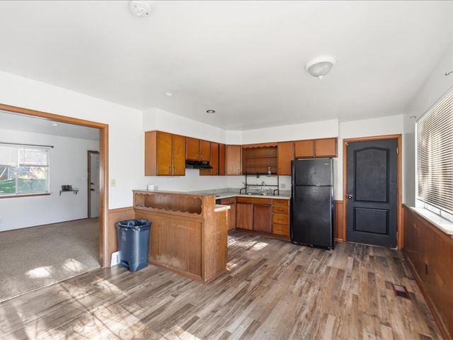633 N 26th West Avenue, Tulsa, OK 74127