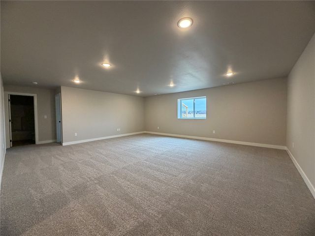 100 Kinsey Street, North Liberty, IA 52317