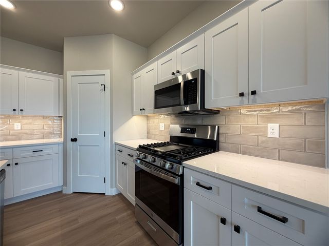 100 Kinsey Street, North Liberty, IA 52317