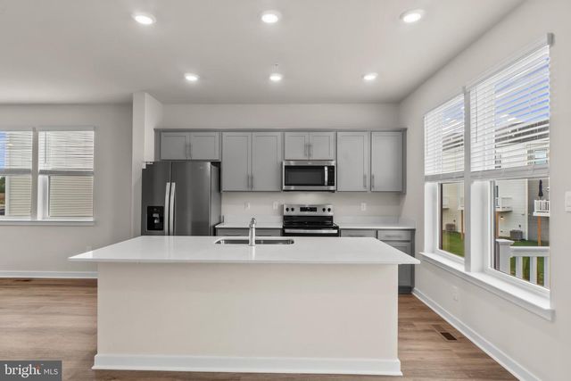 190 SOFT RUSH LN, La Plata, MD 20646