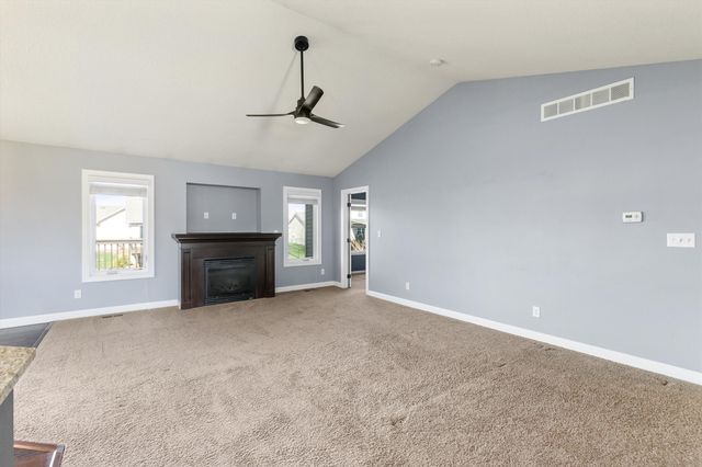 1344 90th Street, West Des Moines, IA 50266