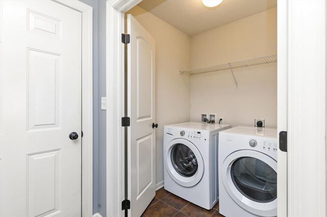 1344 90th Street, West Des Moines, IA 50266