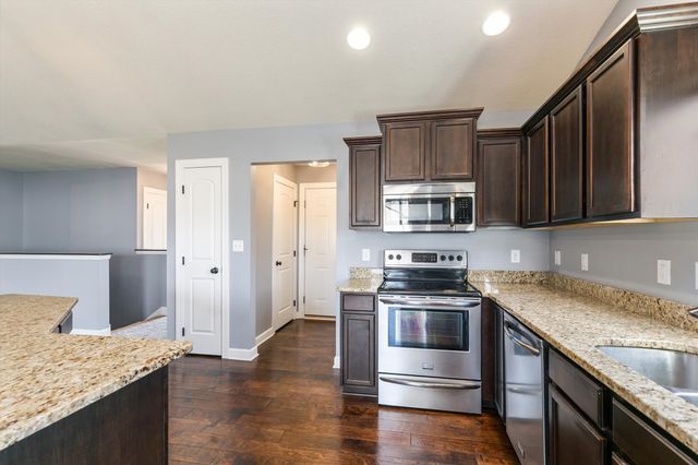 1344 90th Street, West Des Moines, IA 50266