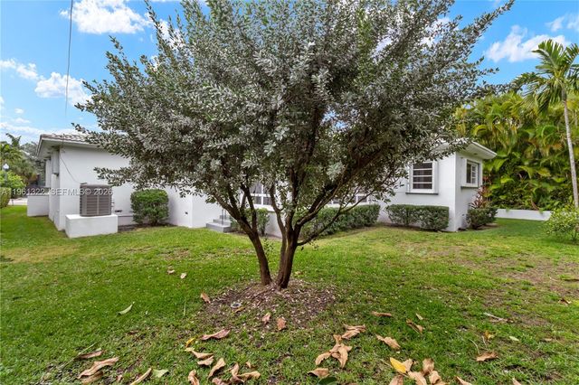 1261 98th St, Bay Harbor Islands, FL 33154