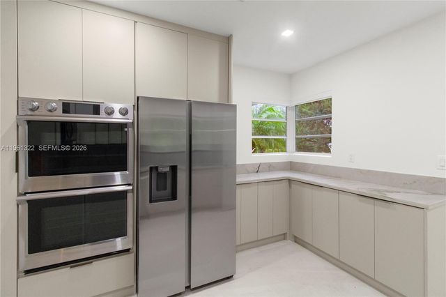 1261 98th St, Bay Harbor Islands, FL 33154