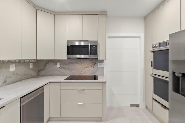 1261 98th St, Bay Harbor Islands, FL 33154