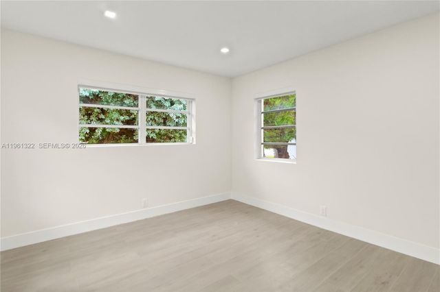 1261 98th St, Bay Harbor Islands, FL 33154