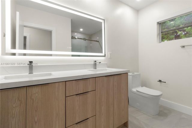 1261 98th St, Bay Harbor Islands, FL 33154