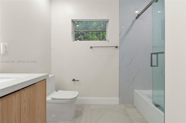 1261 98th St, Bay Harbor Islands, FL 33154