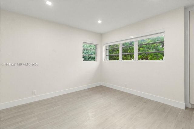 1261 98th St, Bay Harbor Islands, FL 33154