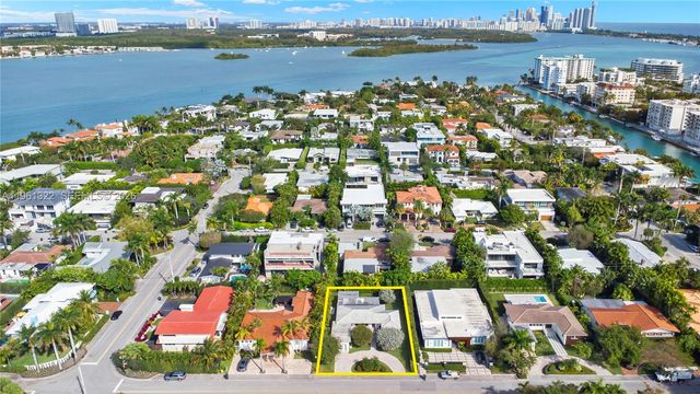 1261 98th St, Bay Harbor Islands, FL 33154