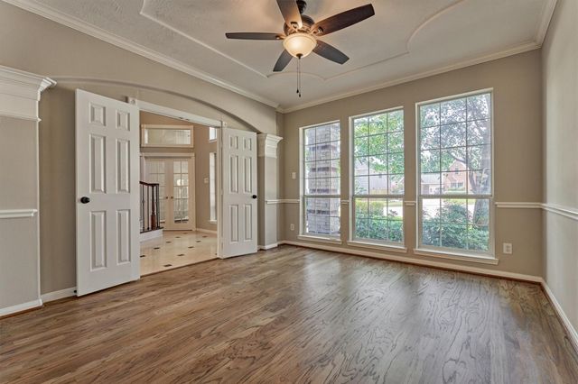 6610 Glenhill Drive, Spring, TX 77389