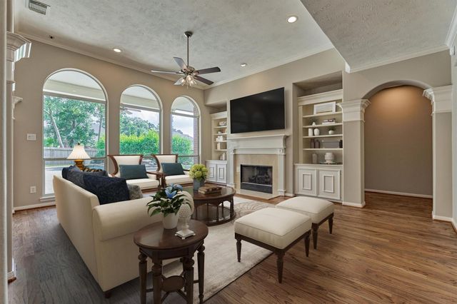 6610 Glenhill Drive, Spring, TX 77389