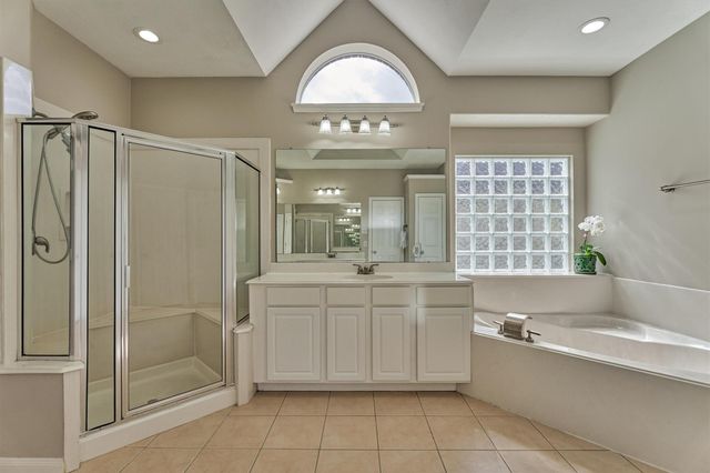 6610 Glenhill Drive, Spring, TX 77389