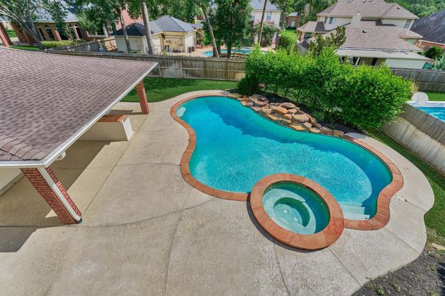 6610 Glenhill Drive, Spring, TX 77389