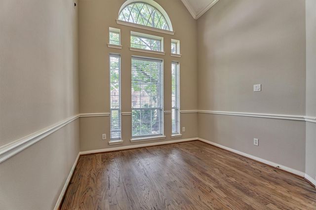 6610 Glenhill Drive, Spring, TX 77389