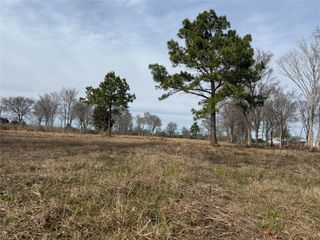 32186 Howell Road, Waller, TX 77484