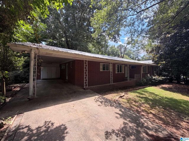 127 WALKER AVENUE, Hueytown, AL 35023
