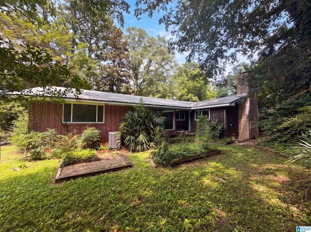 127 WALKER AVENUE, Hueytown, AL 35023