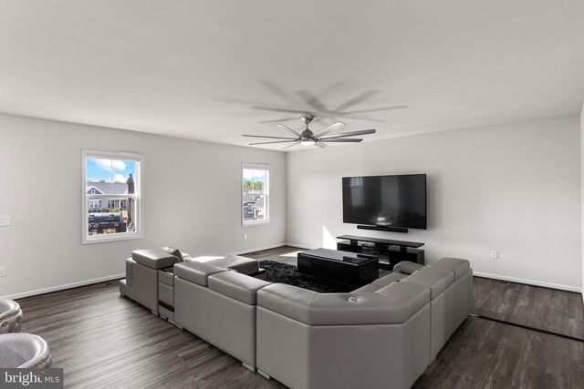 11708 ROBIN WOODS CIR, Spotsylvania, VA 22551