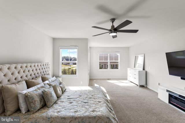 11708 ROBIN WOODS CIR, Spotsylvania, VA 22551