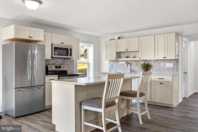 11708 ROBIN WOODS CIR, Spotsylvania, VA 22551