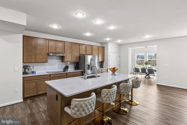 11708 ROBIN WOODS CIR, Spotsylvania, VA 22551