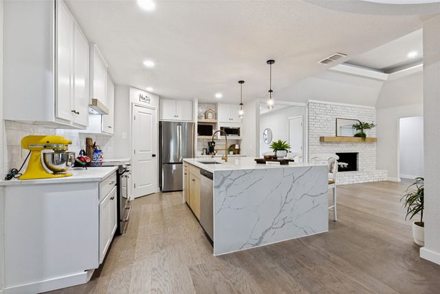 504 Goodwin Drive, Richardson, TX 75081