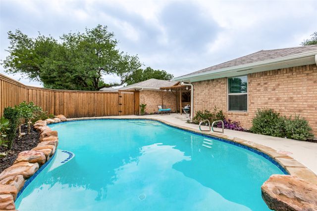 504 Goodwin Drive, Richardson, TX 75081