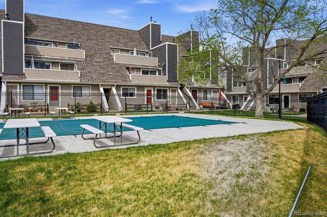 5250 S Huron Way 3-310, Littleton, CO 80120