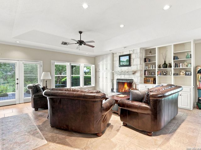 2317 Waterford Grace, New Braunfels, TX 78130