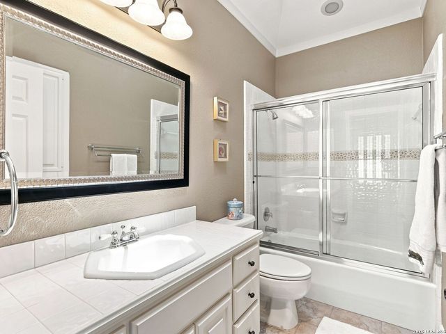 2317 Waterford Grace, New Braunfels, TX 78130