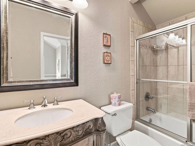 2317 Waterford Grace, New Braunfels, TX 78130