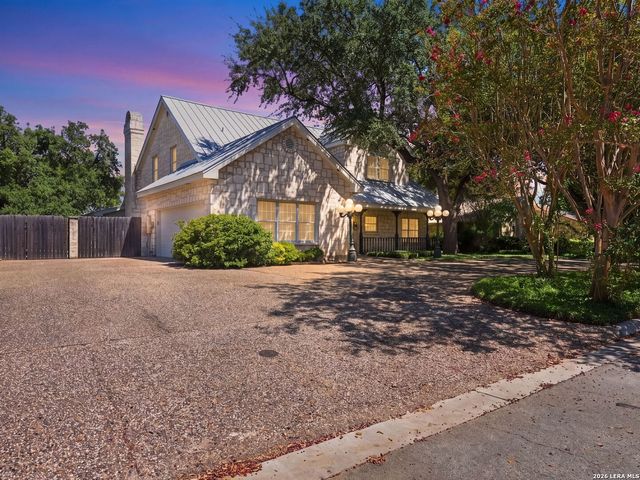 2317 Waterford Grace, New Braunfels, TX 78130