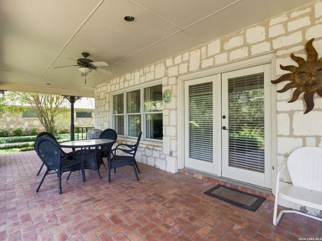 2317 Waterford Grace, New Braunfels, TX 78130
