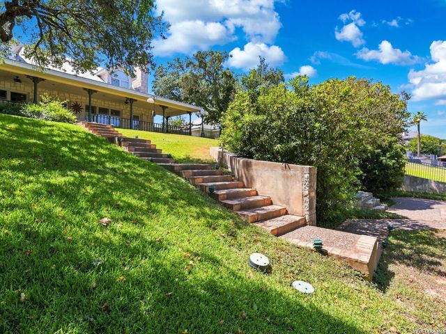 2317 Waterford Grace, New Braunfels, TX 78130