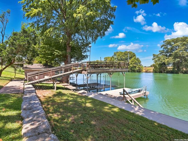 2317 Waterford Grace, New Braunfels, TX 78130