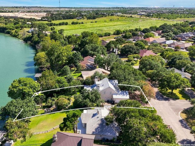 2317 Waterford Grace, New Braunfels, TX 78130