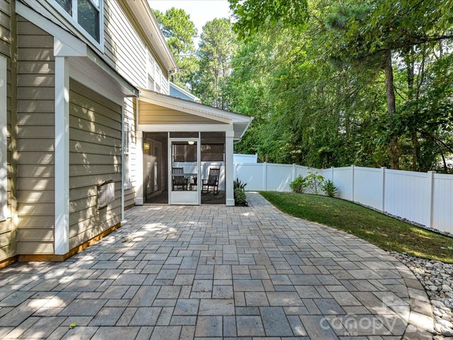 18814 Coachmans Trace, Cornelius, NC 28031
