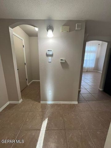 11105 BULLSEYE Street, El Paso, TX 79934